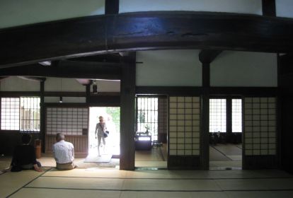 ꉮ